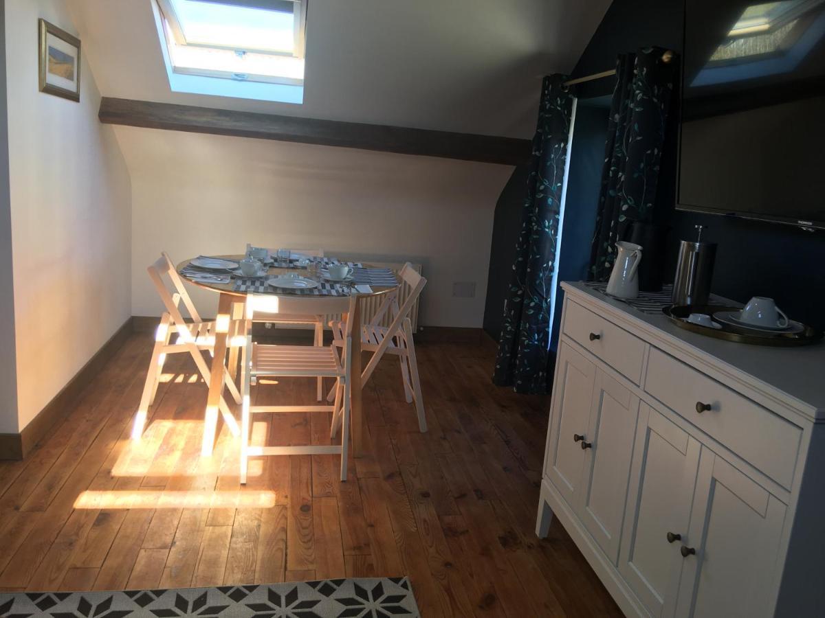 Saint-Pierre-de-Fursac La Mirabelle B&B 외부 사진