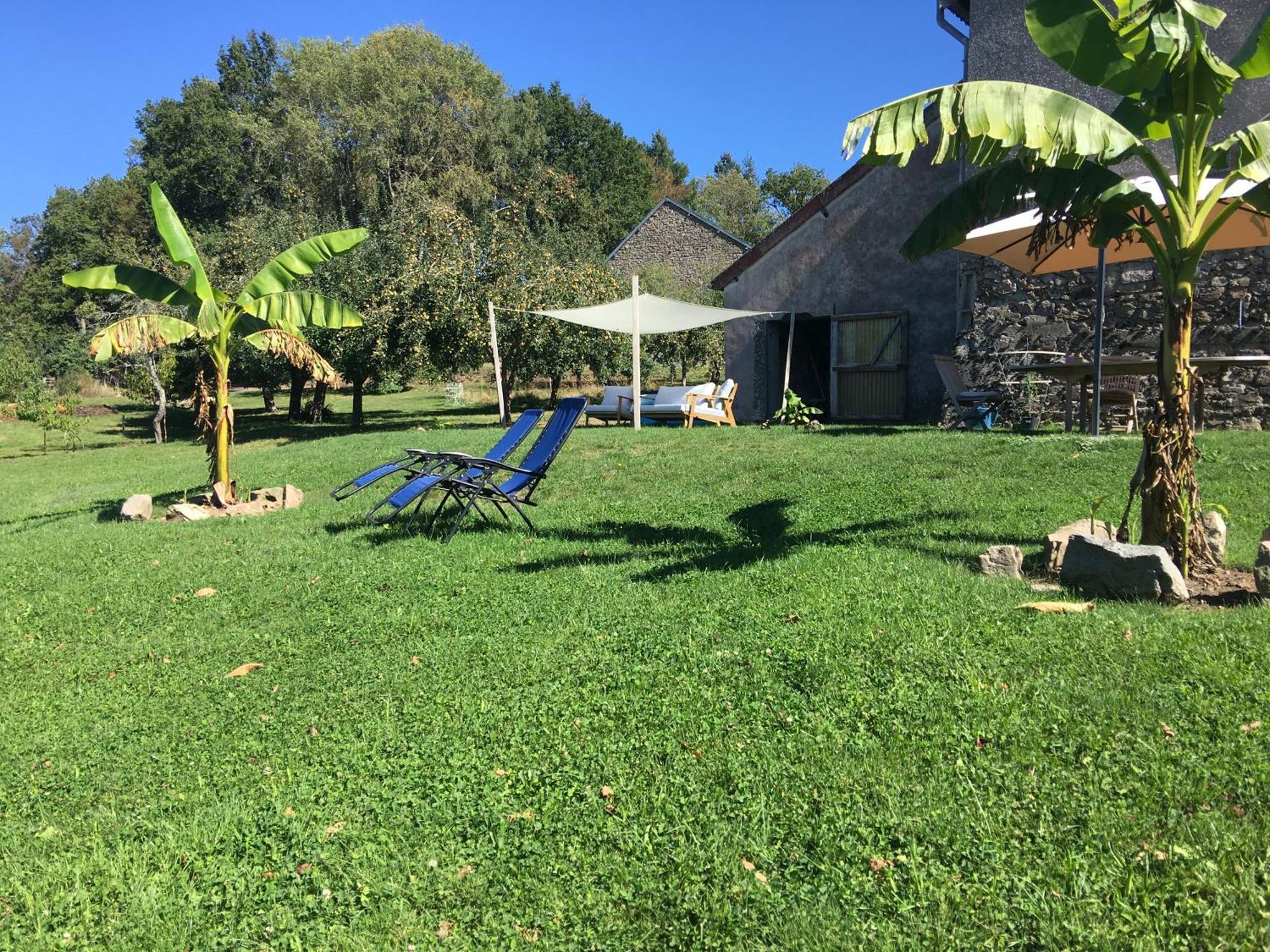 Saint-Pierre-de-Fursac La Mirabelle B&B 외부 사진