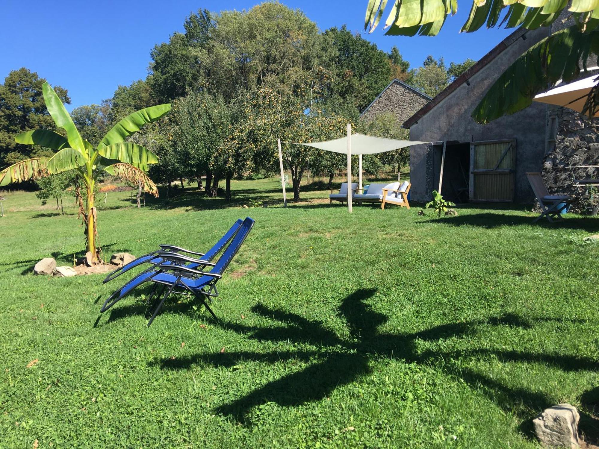 Saint-Pierre-de-Fursac La Mirabelle B&B 외부 사진
